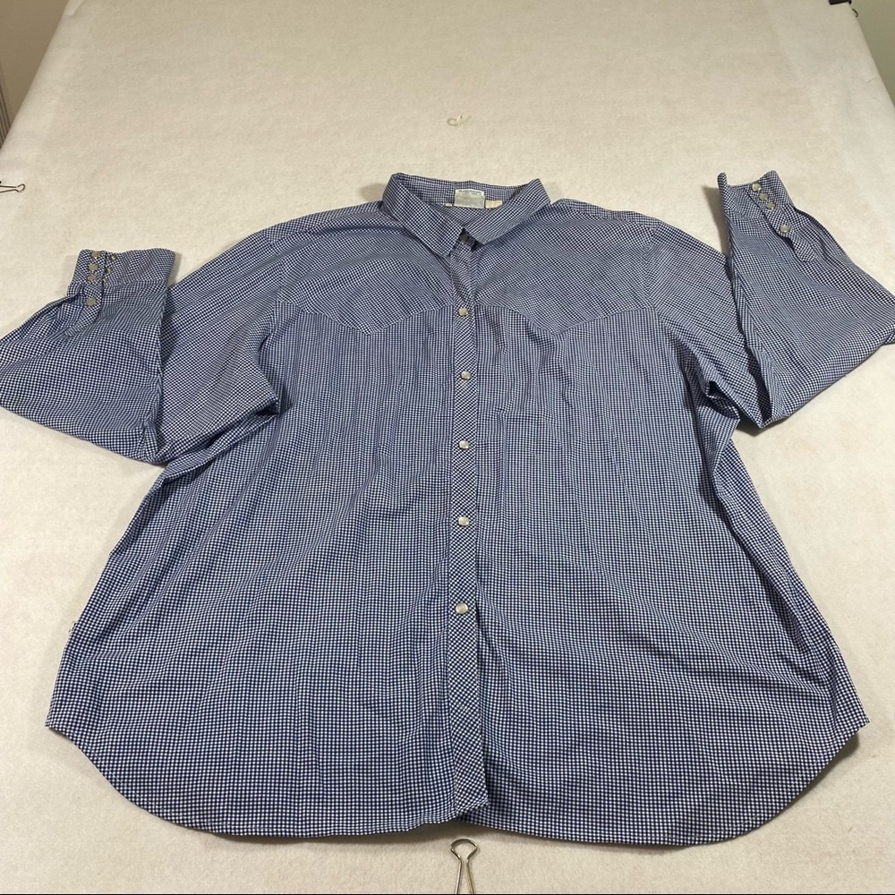 Levi’s Pearl Snap Gingham Shirt Top Woman’s size 46 Long Sleeve Shirt…